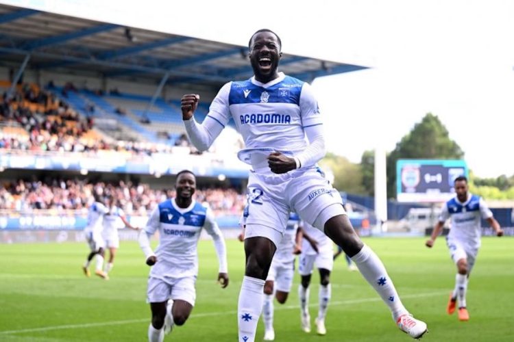 Elisha Owusu