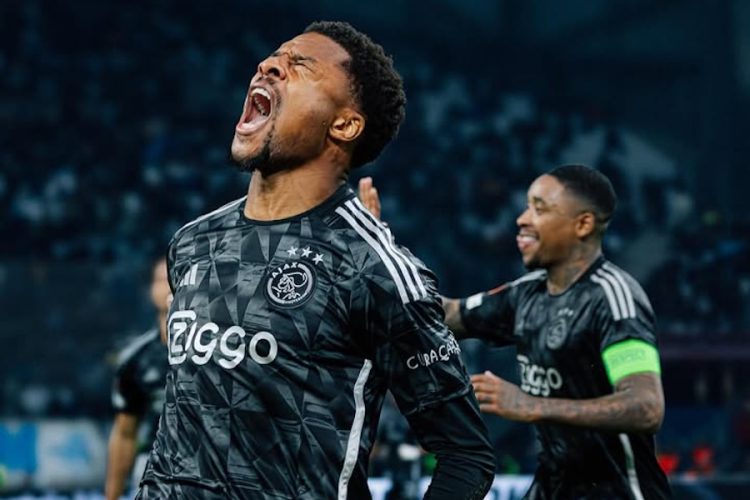 Chuba Akpom